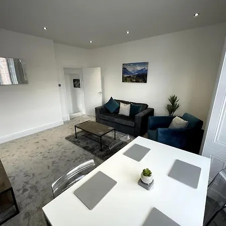Priestley Apartments Apt 1 Nantwich Exterior photo